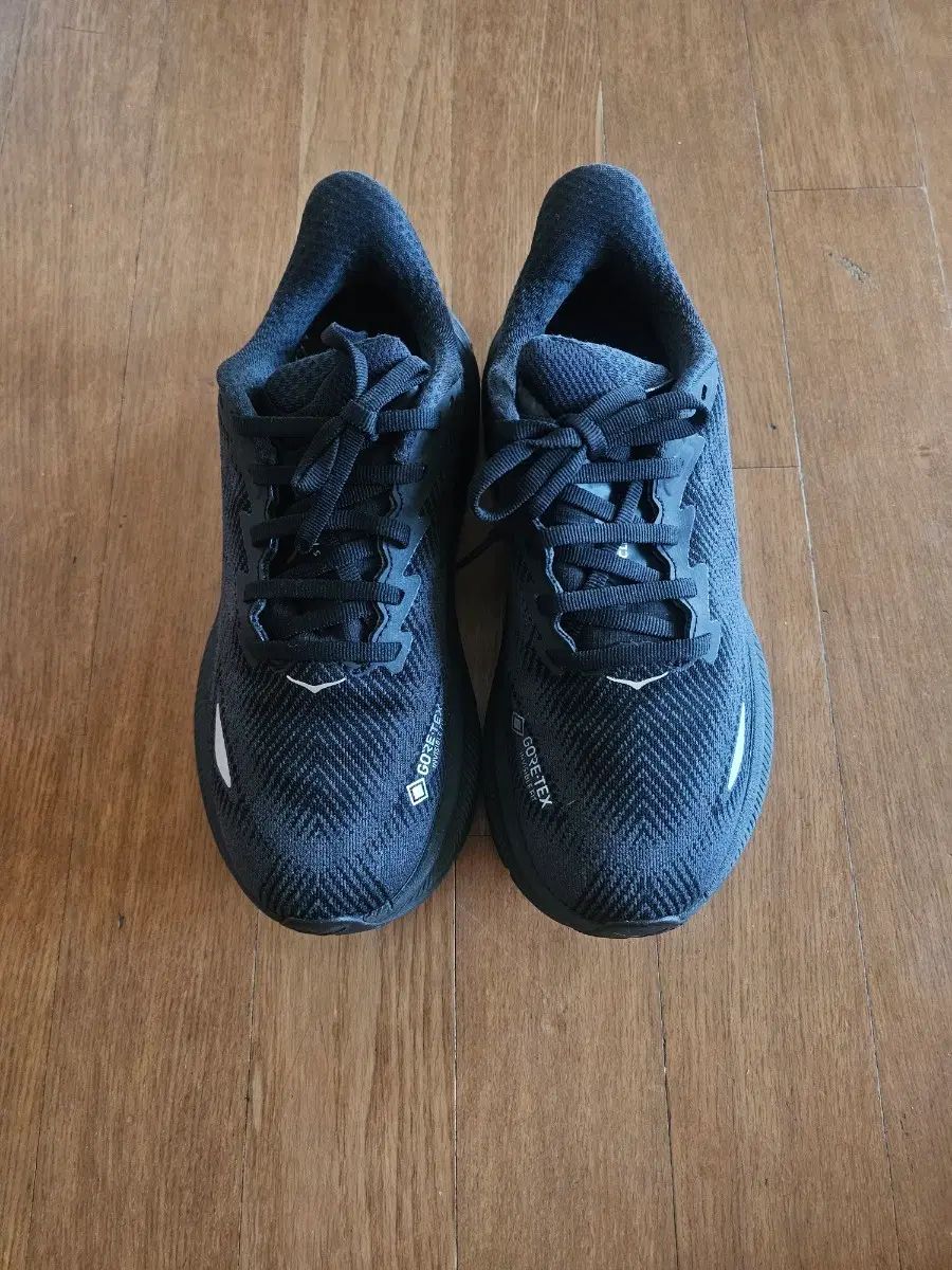 ホカクリフストン9 GORE-TEX ゴアテックス GTX 230