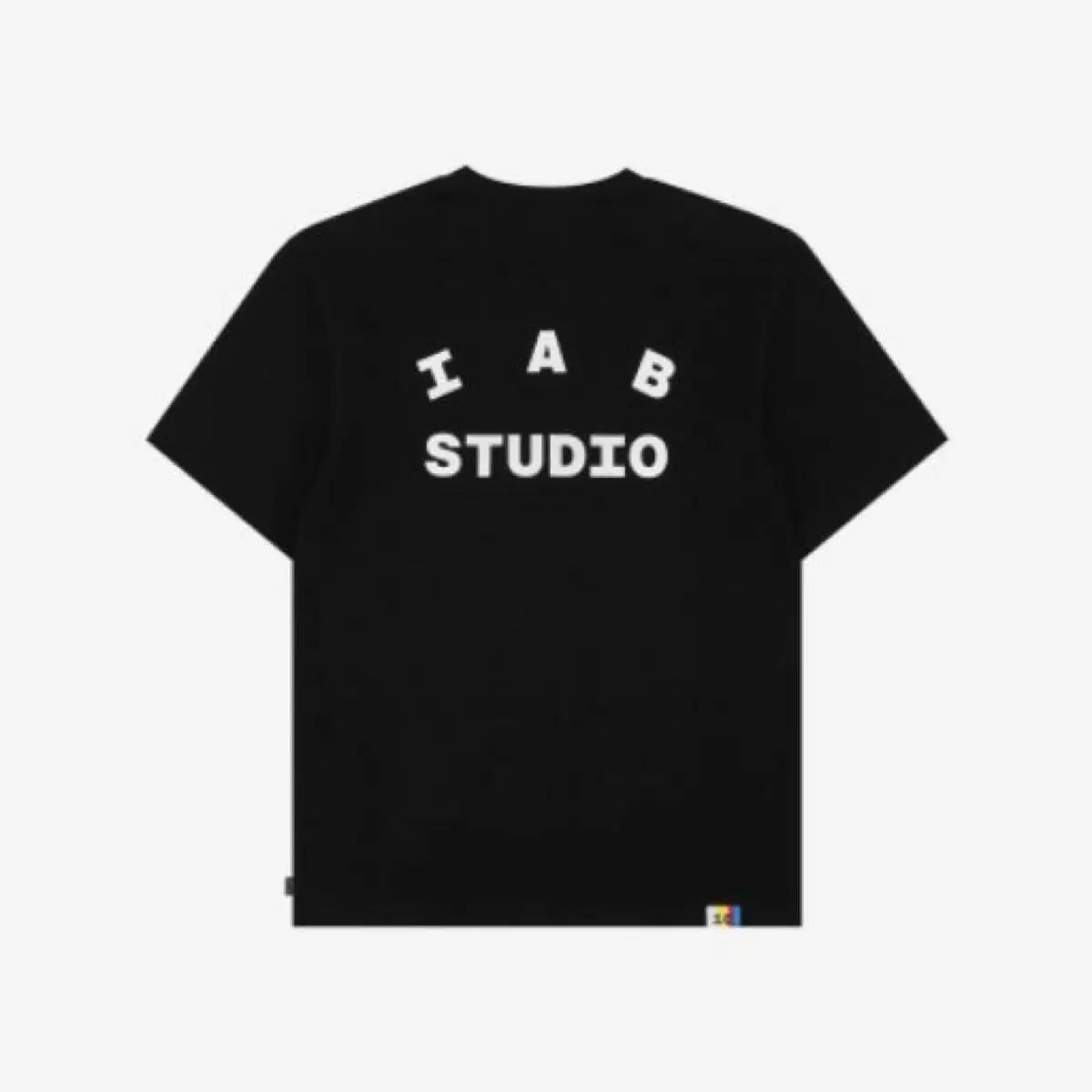 IAB Studio アイエプスタジオ 半袖 ブラック m