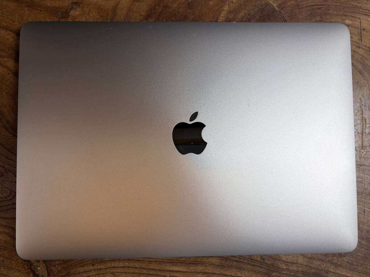 ［美品］Apple MacBook Pro（13インチ, 2020）/ Core i5 / メモリ16GB / SSD512GB / Windows11 / Office2024 / CJ904