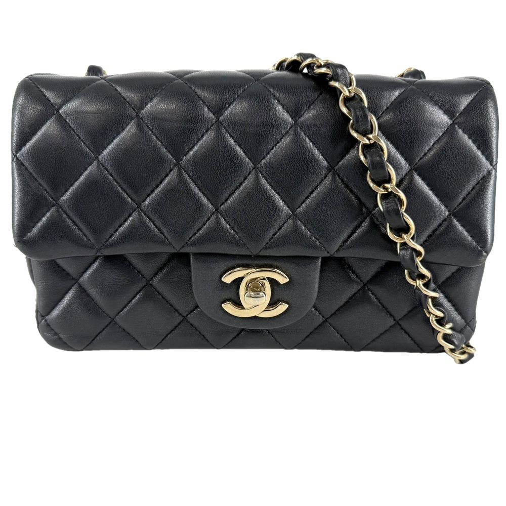 シャネル ショルダーバッグ レディース ミニマトラッセ ココマーク 肩掛け 斜め掛け CHANEL ラムスキン ブラック 黒 ゴールド金具【中古品】