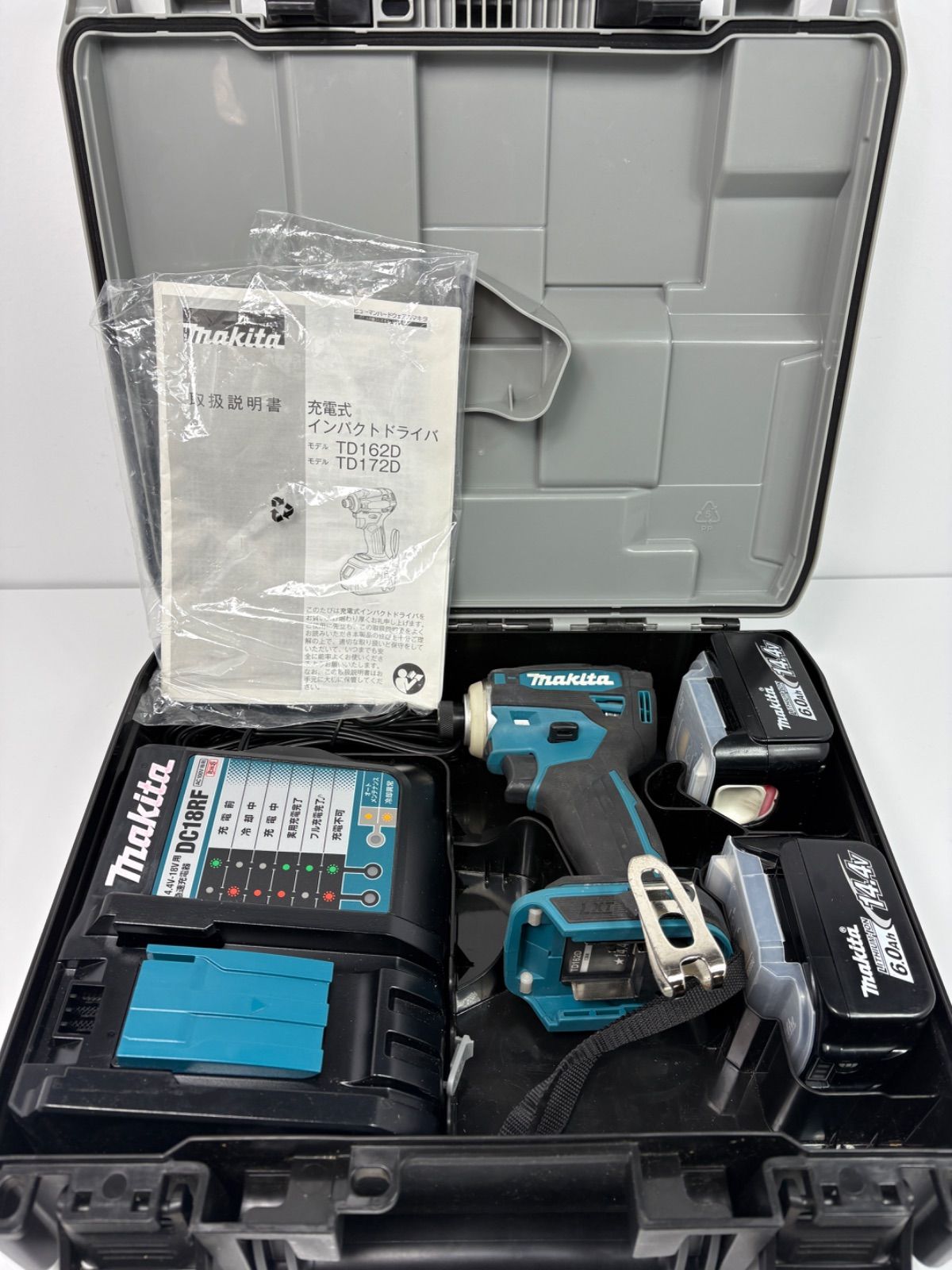 Makita TD162D 14.4V 充電式インパクトドライバー 6.0Ah バッテリー2個 充電器 ケース付 動作品 マキタ　L-24