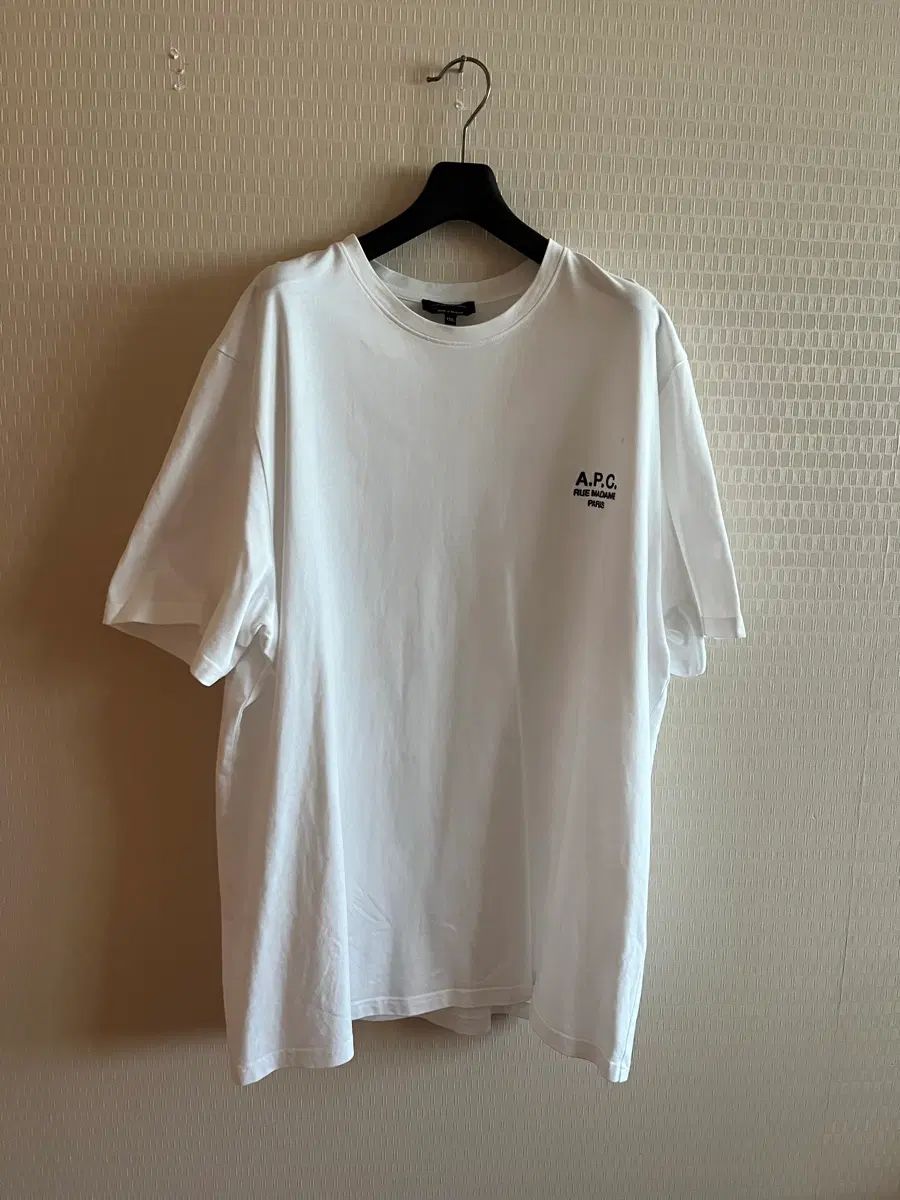 A.P.C. アーペーセー Tシャツ 白
