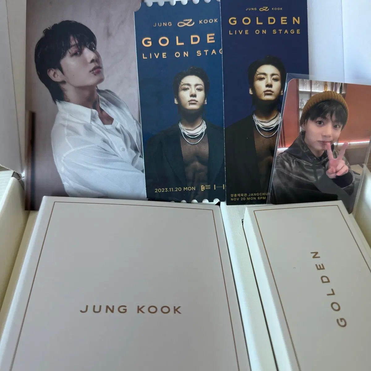BTS ジョングク GOLDEN ショーケース ソンムル ジョングク ゴールデン ショーケース 【公式通販】