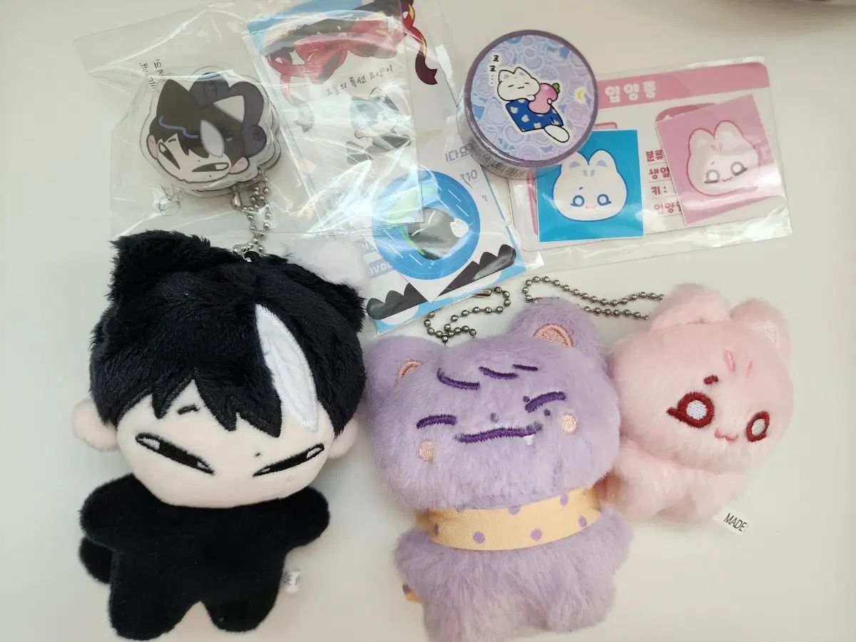 サニダヨ サンニャンイ（パープル）ぬいぐるみイチゴ、出品