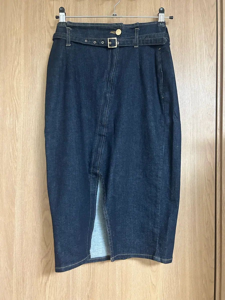 GUESS デニム スカート 10,285円