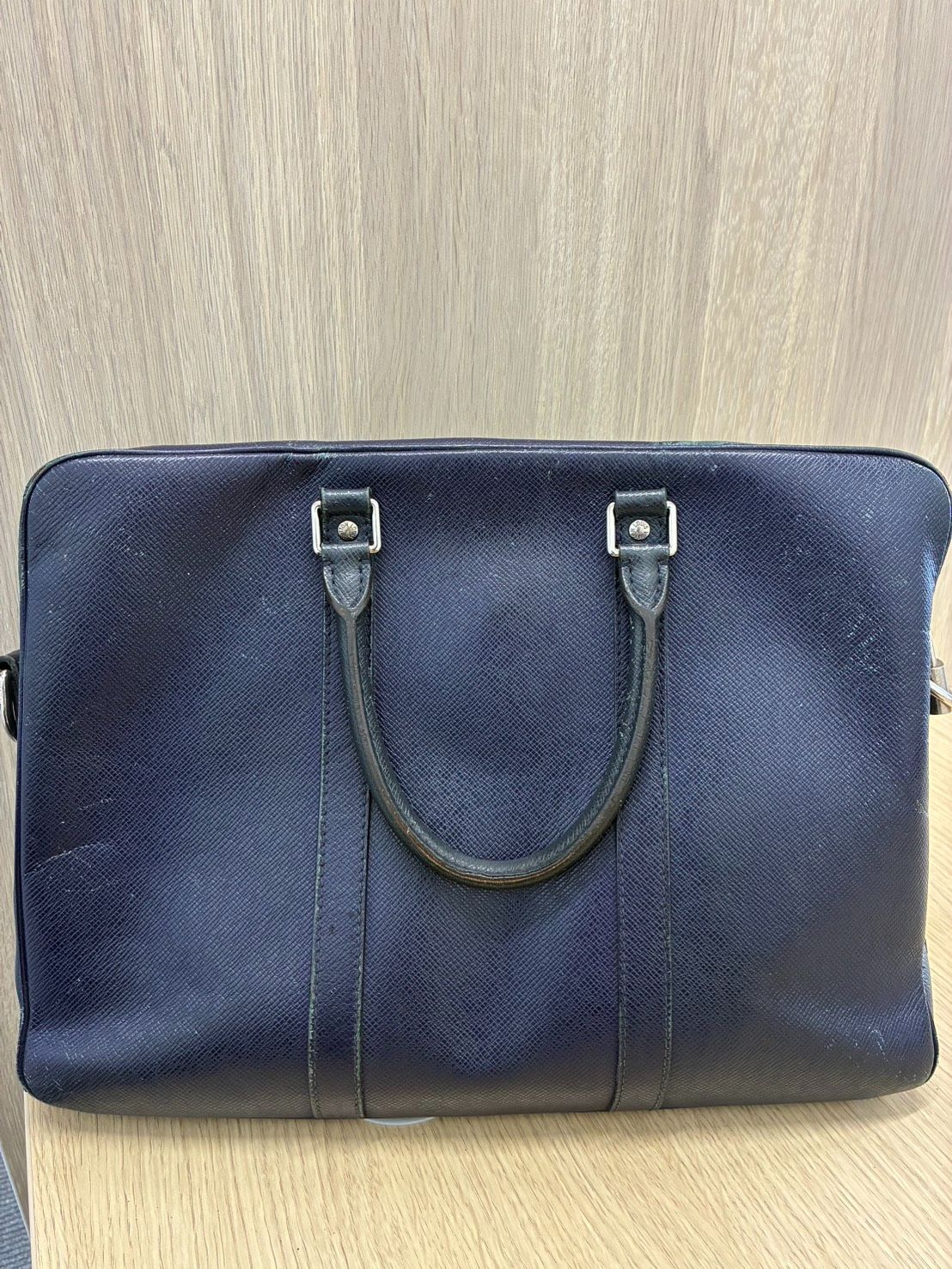 【LOUIS VUITTON】ルイヴィトン タイガ ポルトドキュマン・ヴォワヤージュ ビジネスバッグ