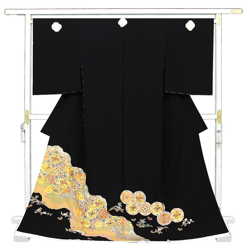 ※記念感謝祭【仕立無料】☆特撰正倉院七宝四季華文黒留袖☆図案家協会優秀図案☆京友禅手描き染、本金彩、刺繍仕様（10012868） 60,500円