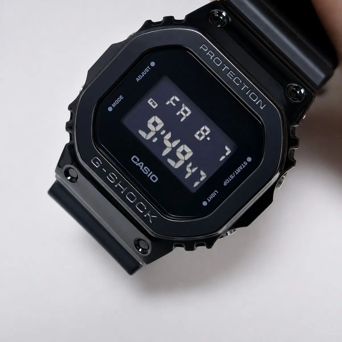 カシオ G-SHOCK ジュウジェ時計 G-SHOCK GM5600B