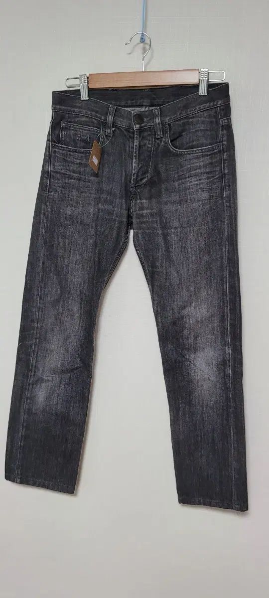 EMPORIO ARMANI エンポリオアルマーニ スリムフィット デニム 29 ユニセックス 6,492円