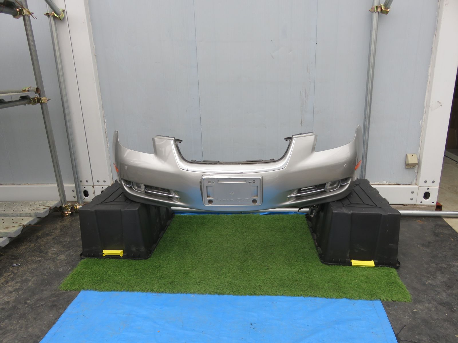 ★SFC8139/トヨタ純正 後期 ソアラ UZZ40 レクサス LEXUS SC430　フロントバンパー 1F1 コスモシルバー