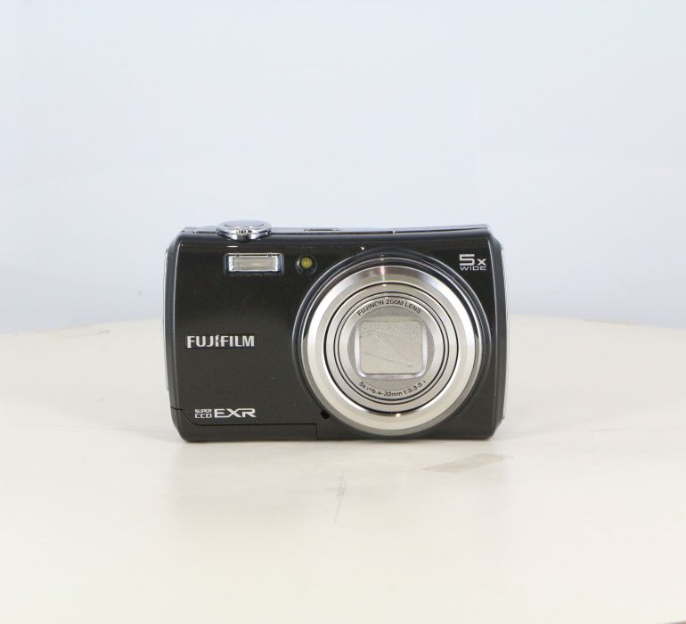【中古】(フジフイルム) FUJIFILM FinePix F200EXR ブラック