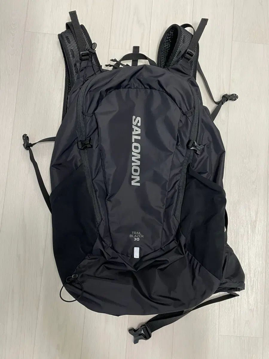 SALOMON サロモン トレイルブレーザー 30L バックパック