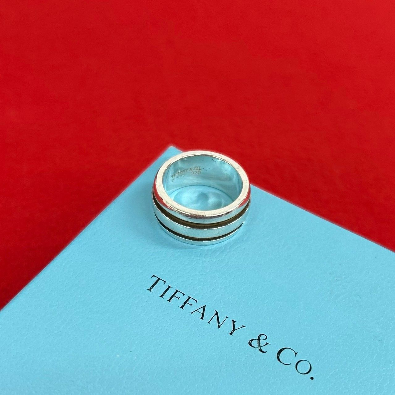 極 美品 TIFFANY&Co. ティファニー ヴィンテージ グルーブド ダブルライン リング シルバー925 指輪 11号 アクセサリー シルバー 64595 24,570円