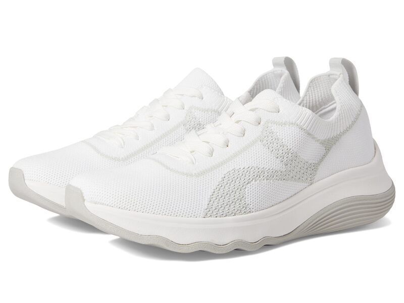 クラークス レディース シューズ スニーカー Clarks Circuitie White Knit ホワイト 10,765円