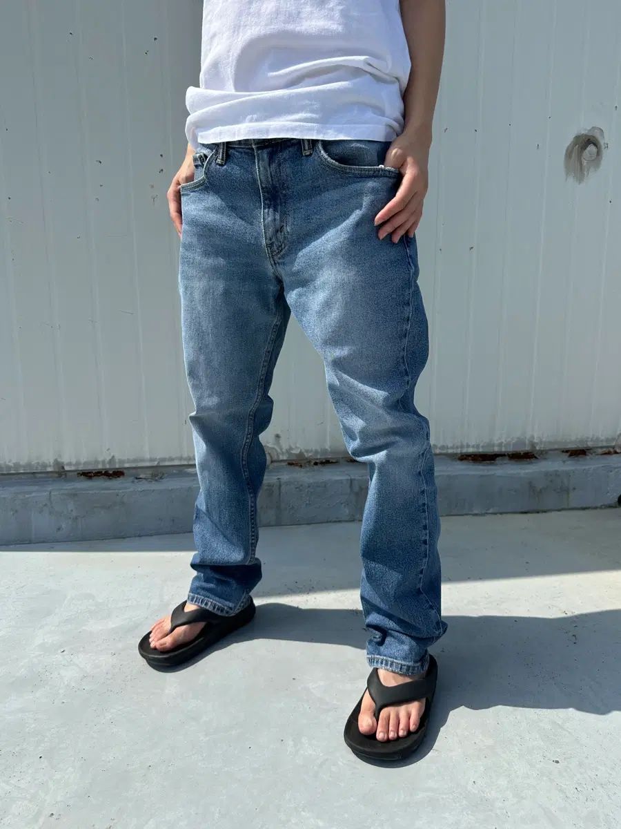 レディース リーバイス 511 デニム パンツ (ウォッシュ フィット とてもきれいです) 8,430円
