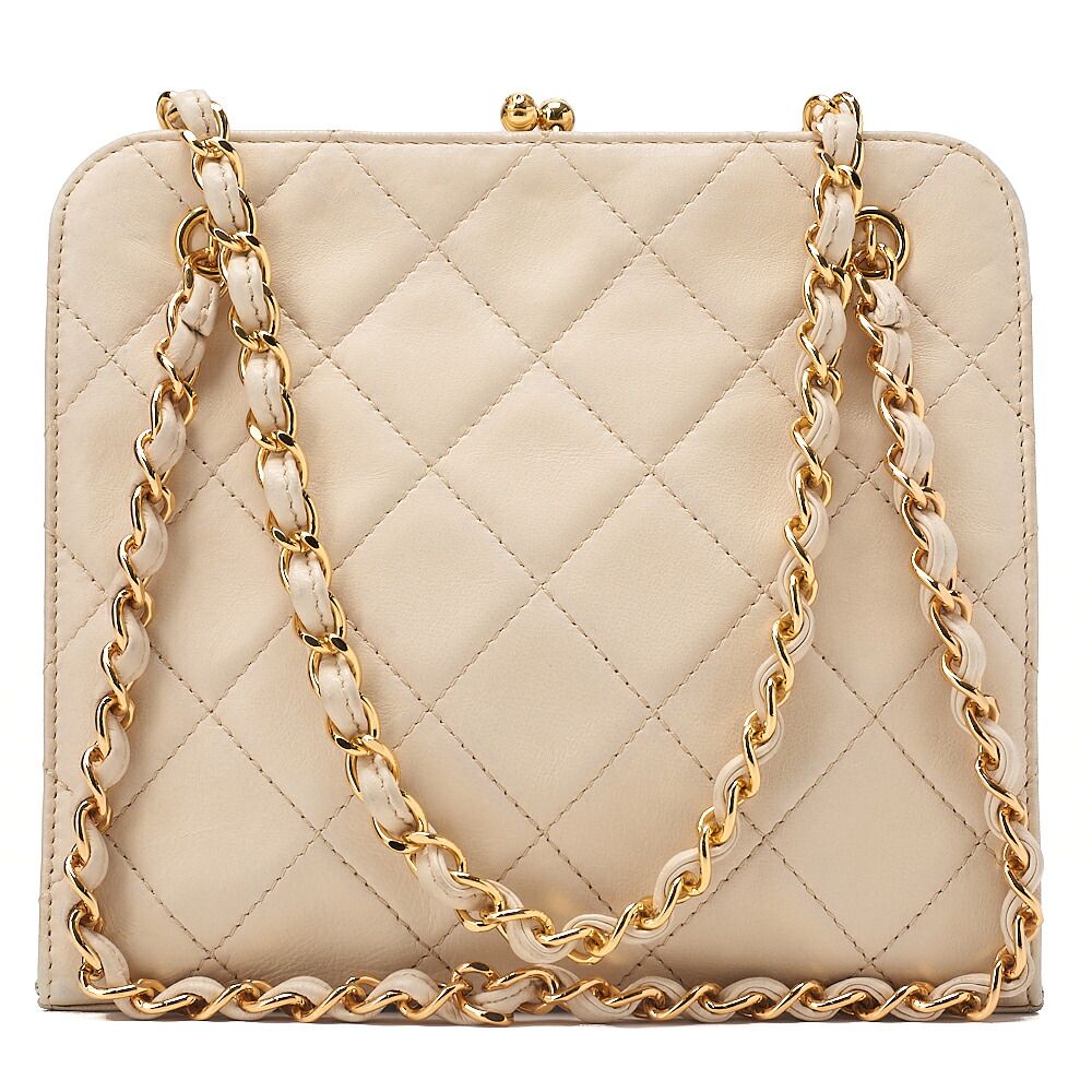 CHANEL 　ラムスキン　マトラッセ　がま口　チェーンハンドバッグ　ベージュ（ゴールド金具）レディースバッグ　ブランド【中古】【送料無料】