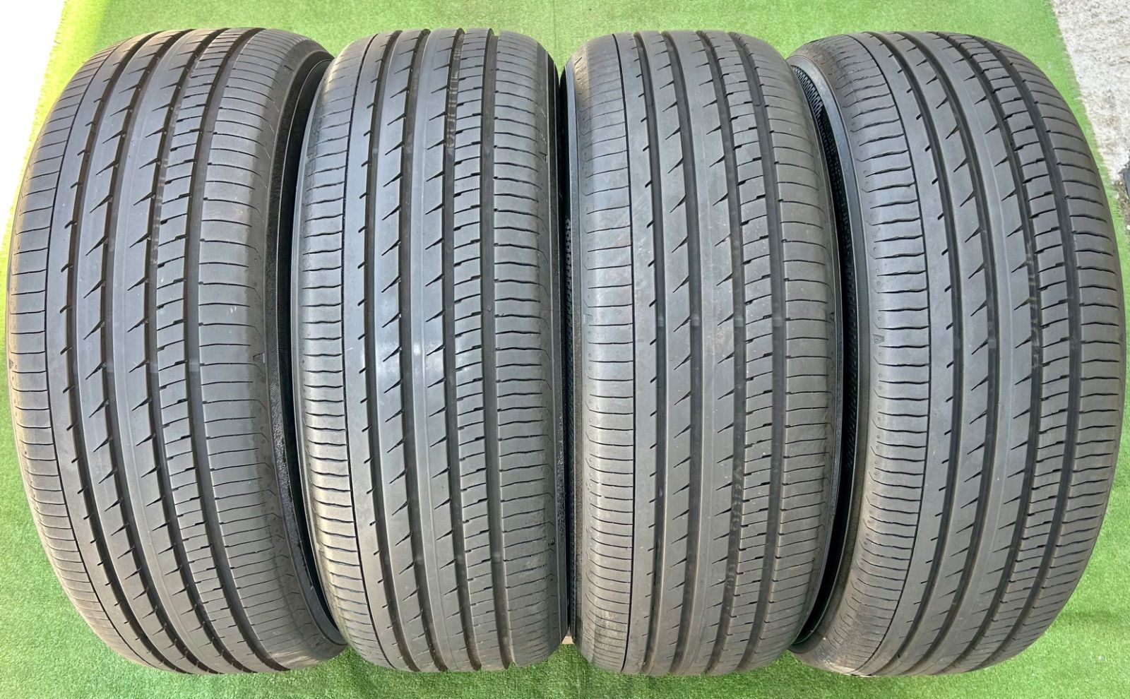 YOKOHAMA ■ 商品名：ADVAN dB V553 E+ ■ タイヤサイズ：225/55R18 98V ■ 製造年週：2025年24〜25週 ■ 本数：4本