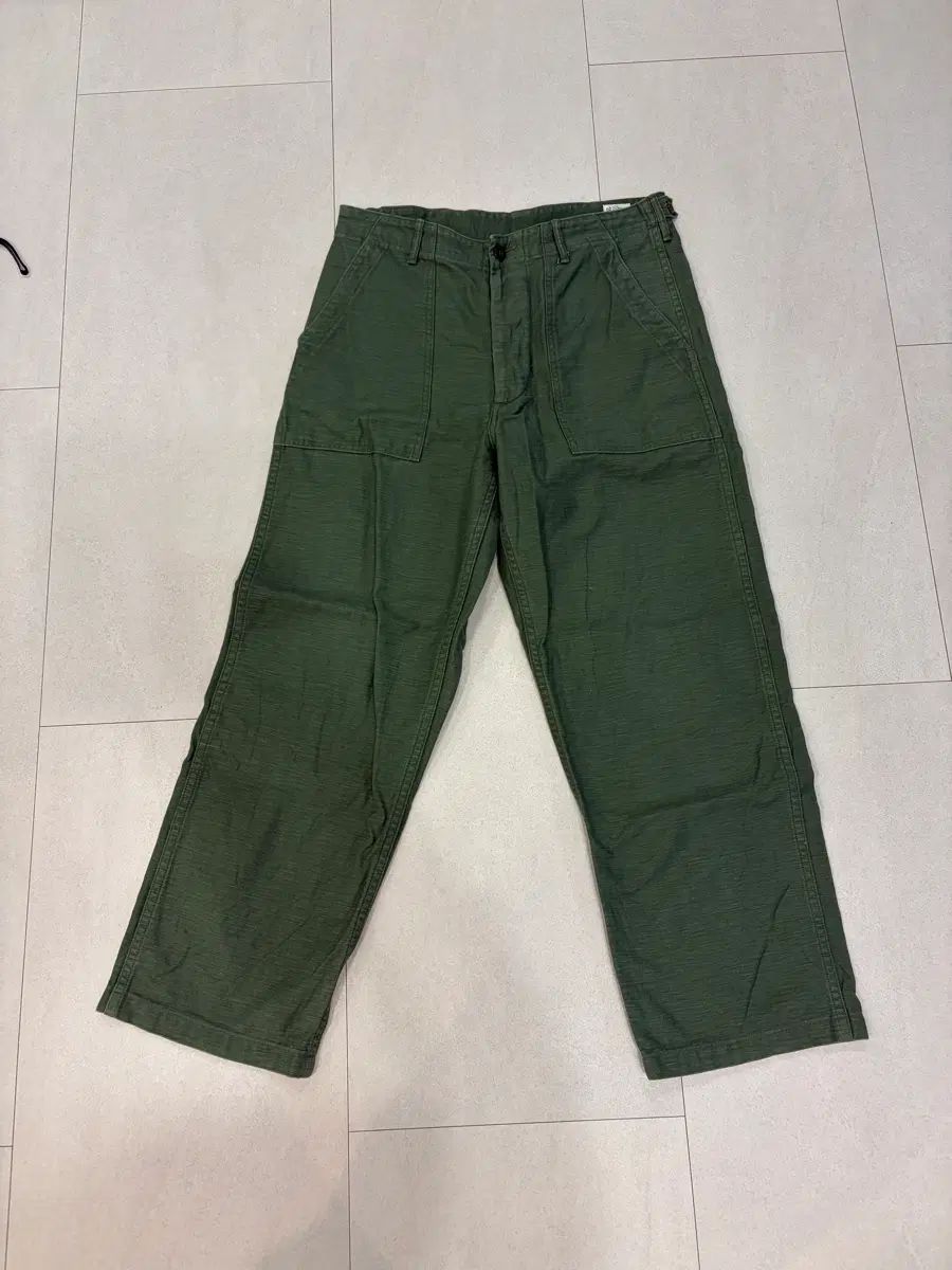 オアスロウ ファティーグパンツ 19,210円