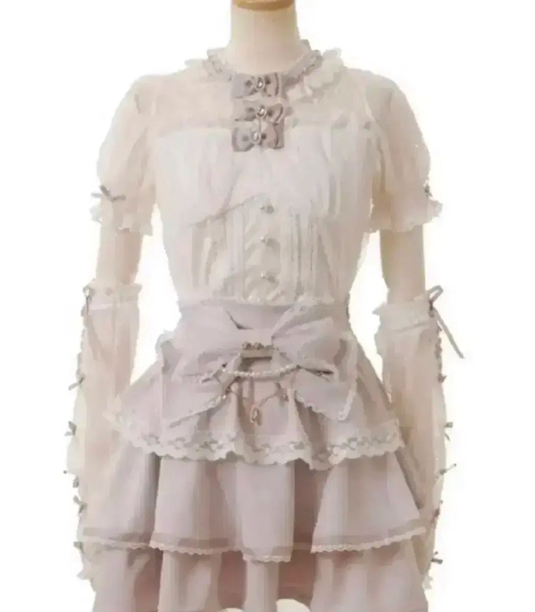 本日限定) リズリサ あんさんぶるスターズ！！ ブラウス 出品 9,597円
