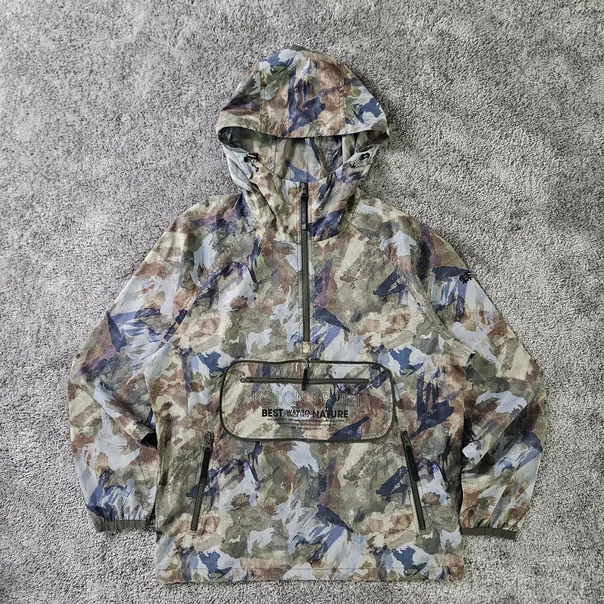 KOLON SPORT カモフラージュ ウィンドブレーカー 7,077円