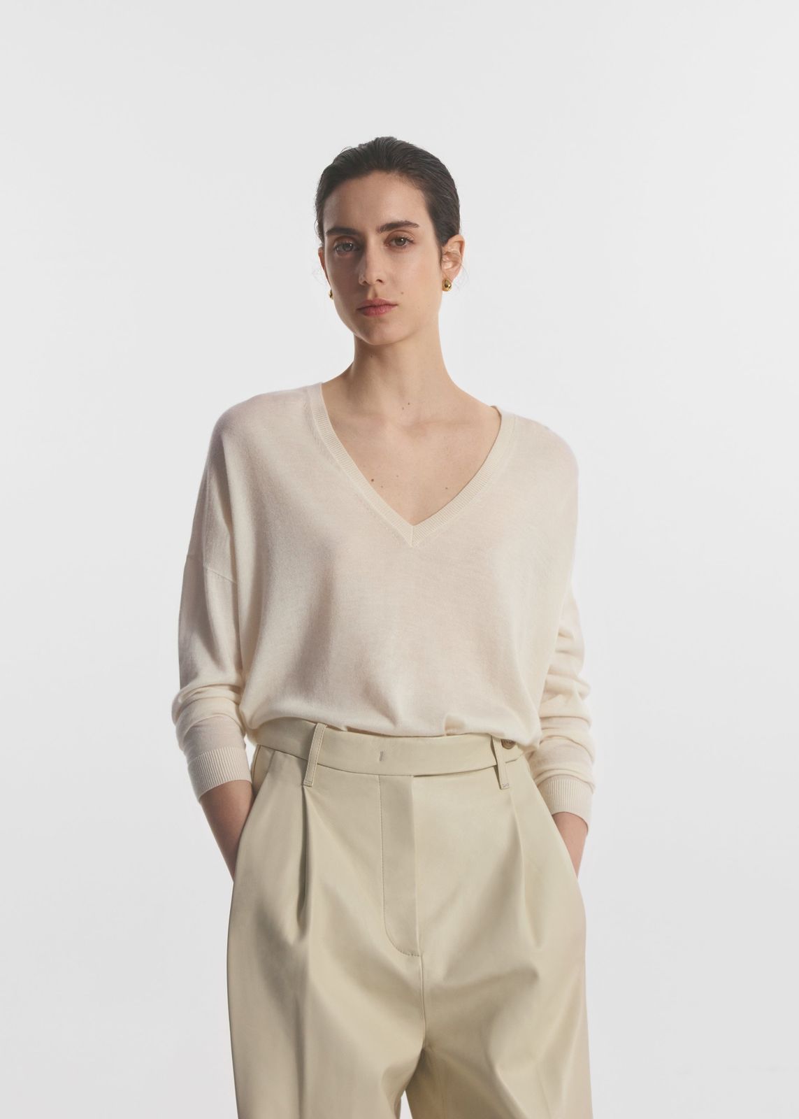CO Co V-neck sweater