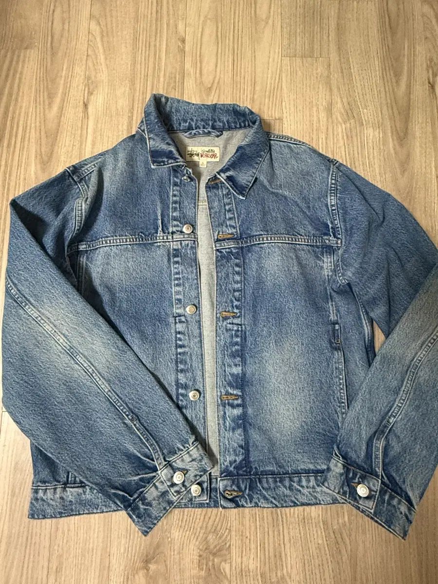 25年STUSSY デニム トラッカー ジャケット ウィークエンド ウォッシュ 新品
