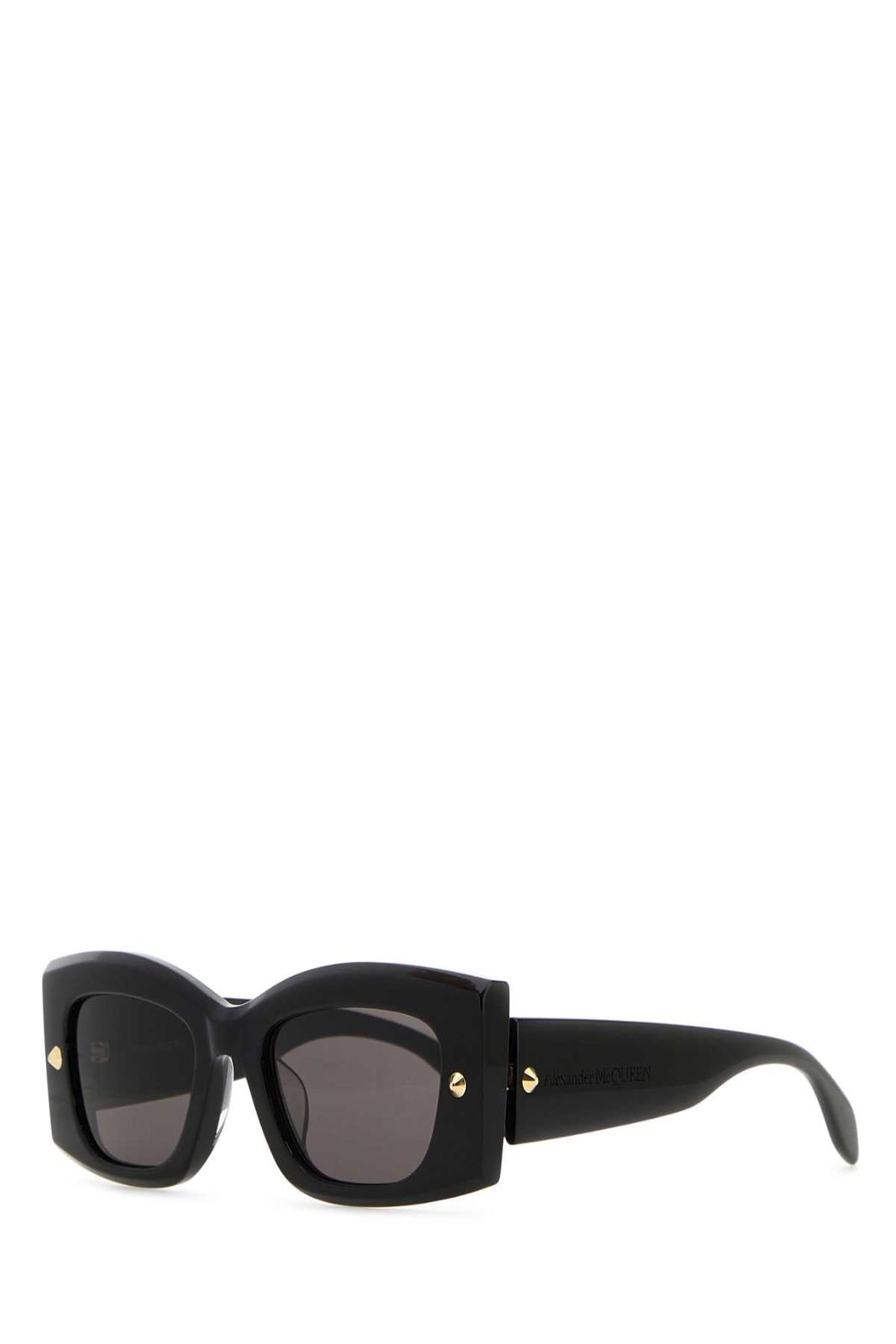 【新品・最安値】Alexander Mcqueen Am0426s BLACKBLACKSMOKE 正規品 サングラス 57,100円