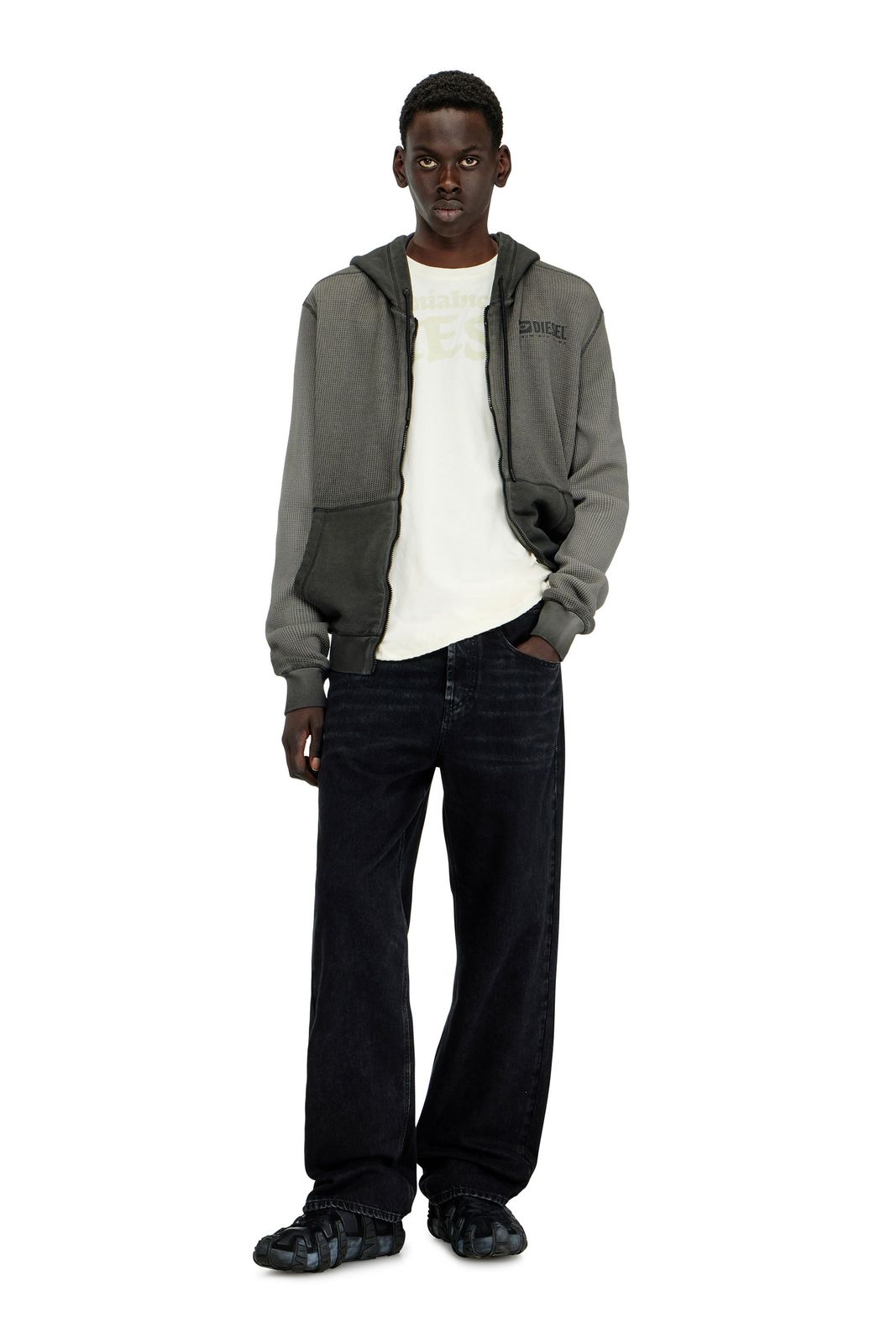 【新品・最安値】DIESEL Wide leg denim pants 正規品 スキニーデニム