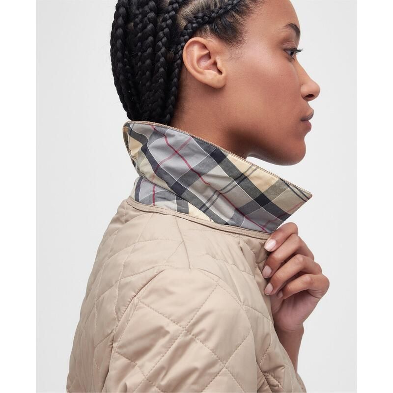 バブアー レディース アウター ジャケット・ブルゾン キルティング ジャケット Barbour Womens Deveron Quilted Jacket Lt Trench