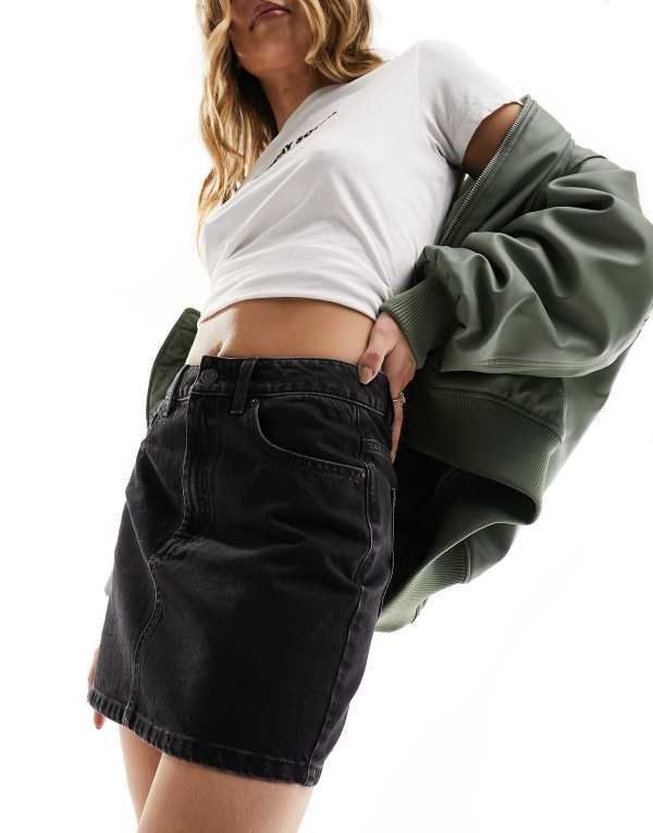 エイソス レディース ボトムス スカート ハイウエスト ミニ デニム ASOS DESIGN denim high waist mini skirt Black ブラック