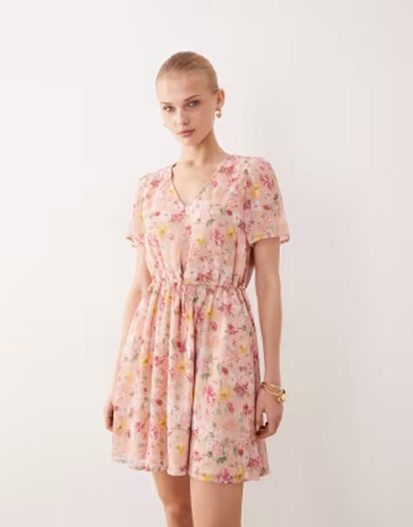 ヴィラ レディース トップス ワンピース フラワー柄 ミニ フラワー VILA waist detail short sleeve mini dress in soft floral Misty Ro