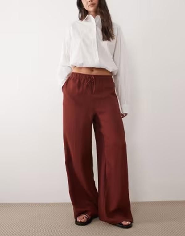 マンゴ レディース ボトムス カジュアルパンツ Mango tie waist flowy pants in deep RED レッド