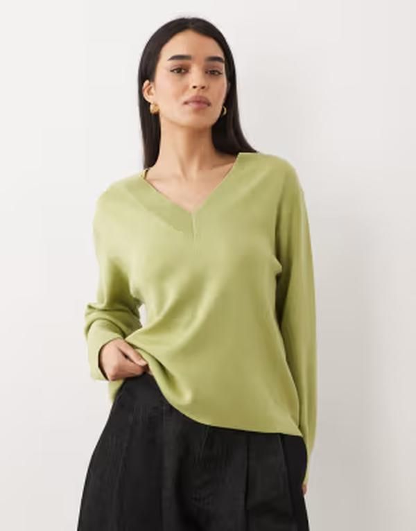 マンゴ レディース アウター ニット・セーター Vネック Mango knit vneck sweater in light GREEN グリーン