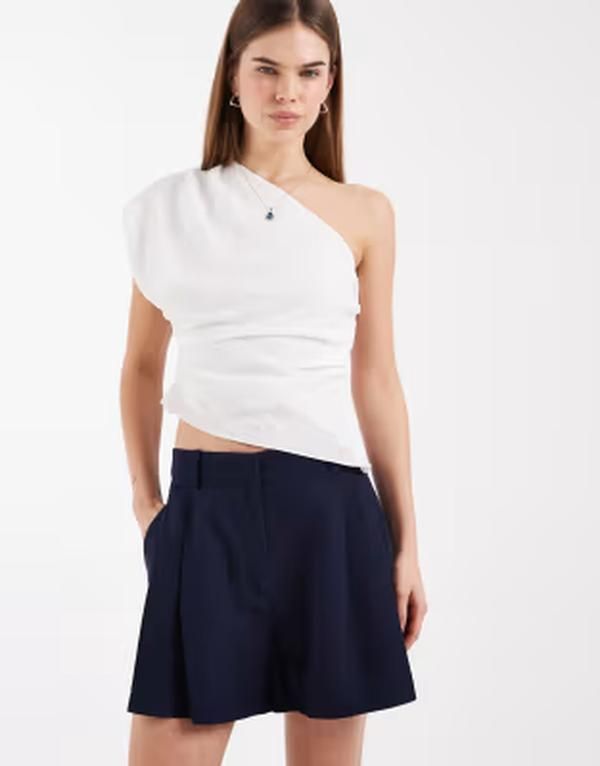 エイソス レディース ボトムス ハーフパンツ・ショーツ A ライン ショートパンツ リネン ASOS DESIGN tailored Aline shorts with linenavy ネイビー 11,455円