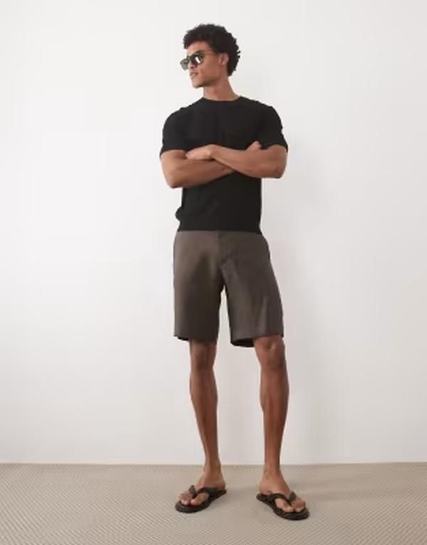 マンゴ メンズ ボトムス ハーフパンツ・ショーツ スリムフィット ショートパンツ リネン Mango 100 linen slim fit shorts in dark BROWN ブラウン