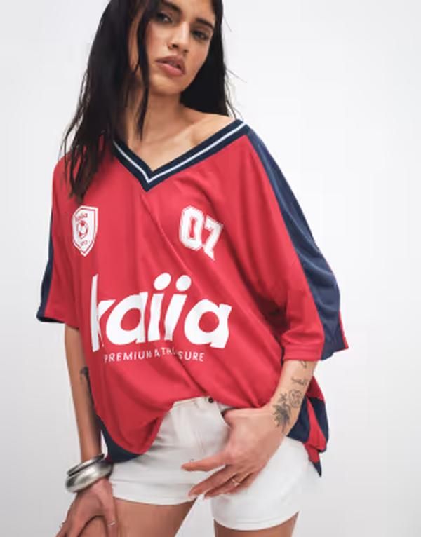 カイア レディース トップス シャツ Vネック ジャージー Kaiia exclusive oversized vneck soccer jersey and Red navy ネイビー 12,464円
