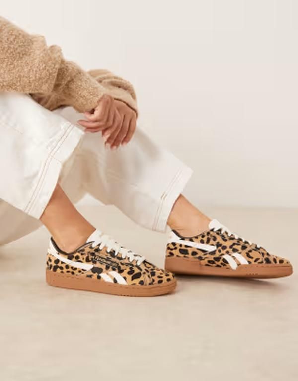 リーボック レディース シューズ スニーカー プリント Reebok Club C Grounds in leopard print with pony hair BEIGE ベージュ 15,466円