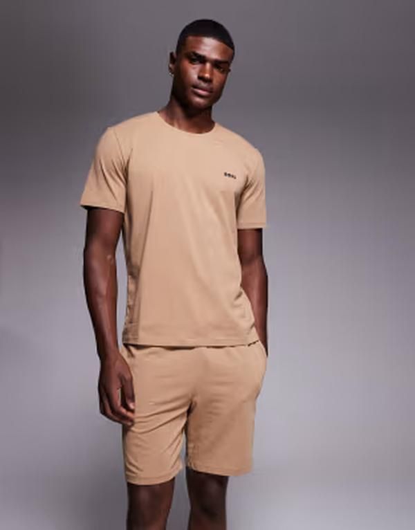 ボス オレンジ メンズ ボトムス ハーフパンツ・ショーツ Tシャツ BOSS Orange BOSS Bodywear lounge tshirt in tan part of a set Mediu