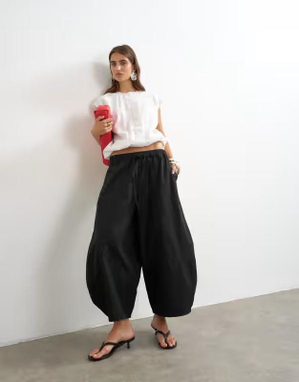 トップショップ レディース ボトムス カジュアルパンツ Topshop techy horseshoe pants Black ブラック
