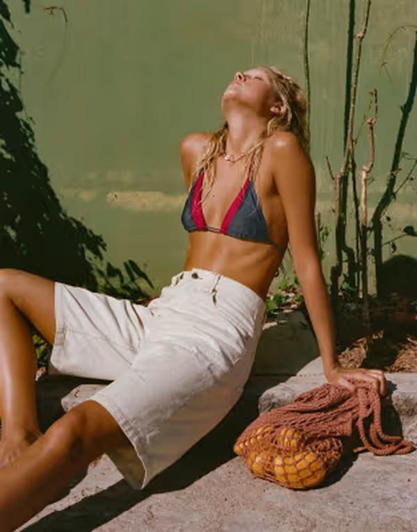 モーテル レディース ボトムス ハーフパンツ・ショーツ ローライズ デニム Motelow rise denim jorts in ecru エクリュ