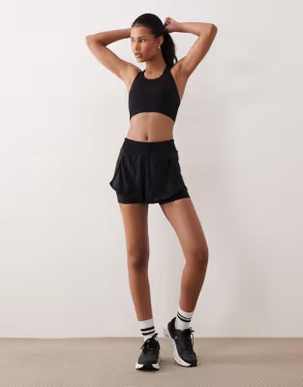 スウェッティベティ レディース ボトムス ハーフパンツ・ショーツ ショートパンツ Sweaty Betty Get Set 2in1 multitraining shorts Black ブラック