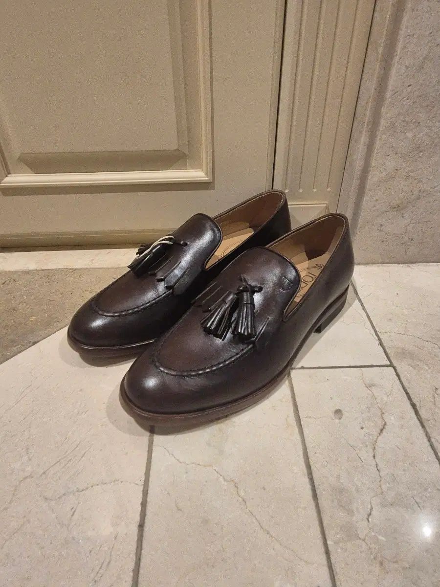 TOD'S トッズ タッセル ローファー サイズ 5 5 新品 25,799円