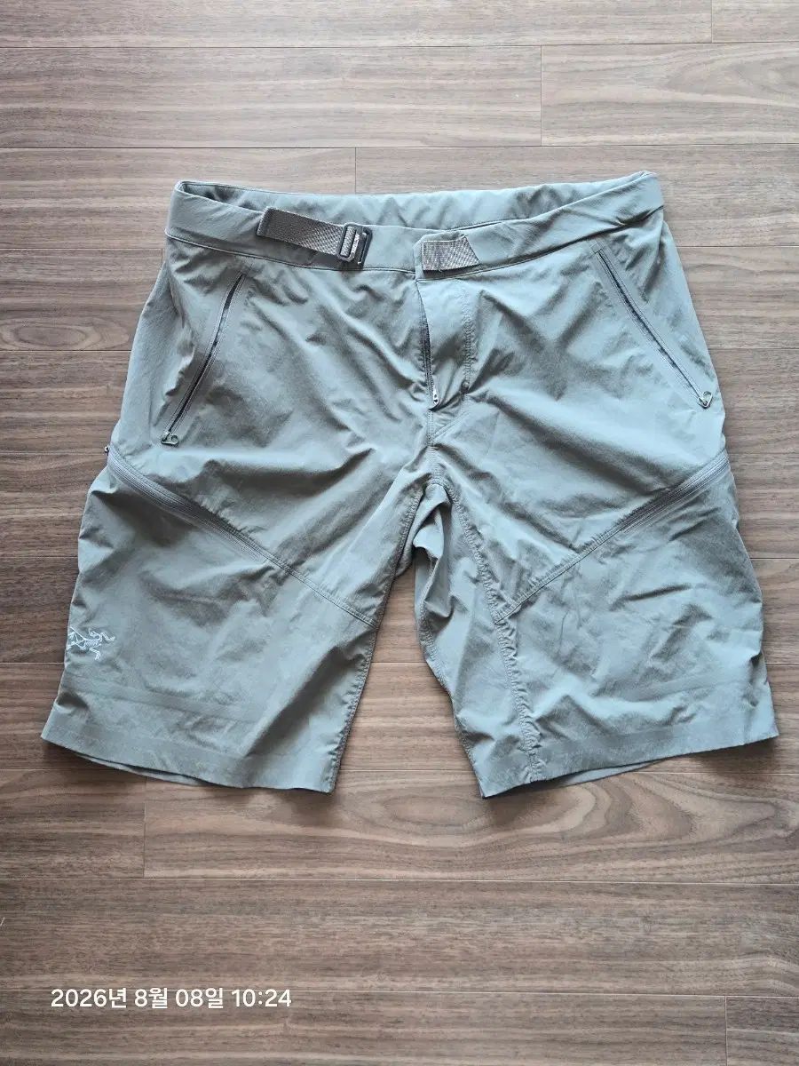 ARC'TERYX アークテリクス GAMMA(ガンマ) クイック ドライ 9インチ ショート ハーフパンツ カーキ色 22,121円