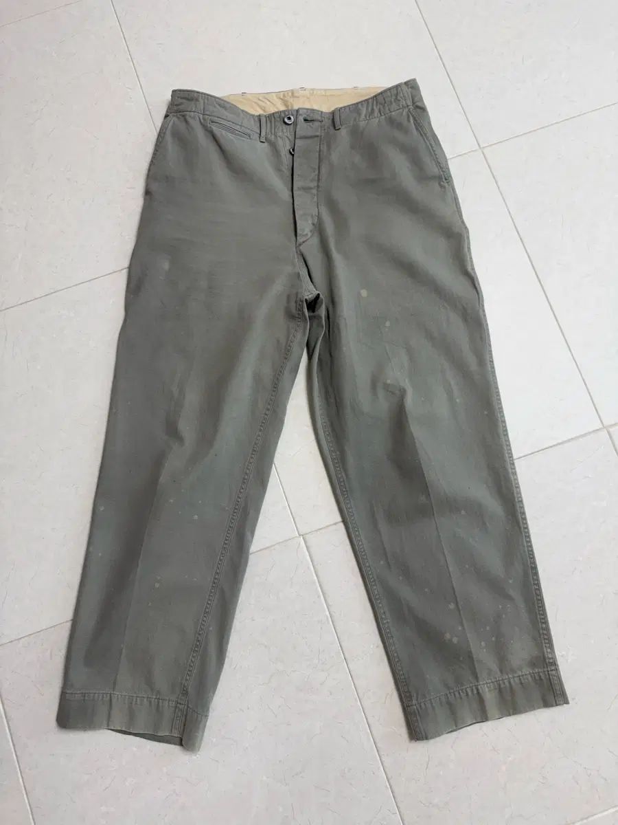 25AW アプレッセ ヴィンテージチノ グレー サイズ2 94,757円