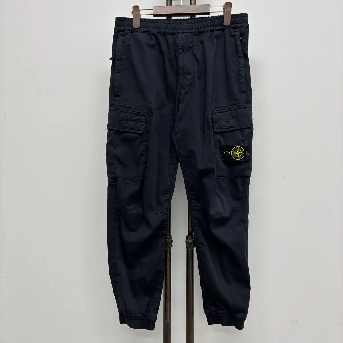 32 ストーンアイランド ワッペンカーゴパンツ 35,582円