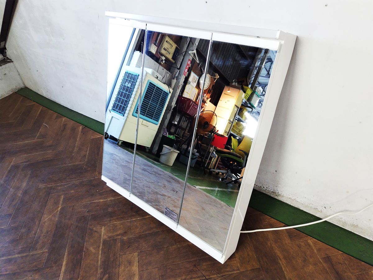 ■展示品■未使用品■TOTO■KZシリーズ■W75■三面鏡/ミラーキャビネット/ドレッサー■洗面化粧台■18万■ymm4828k