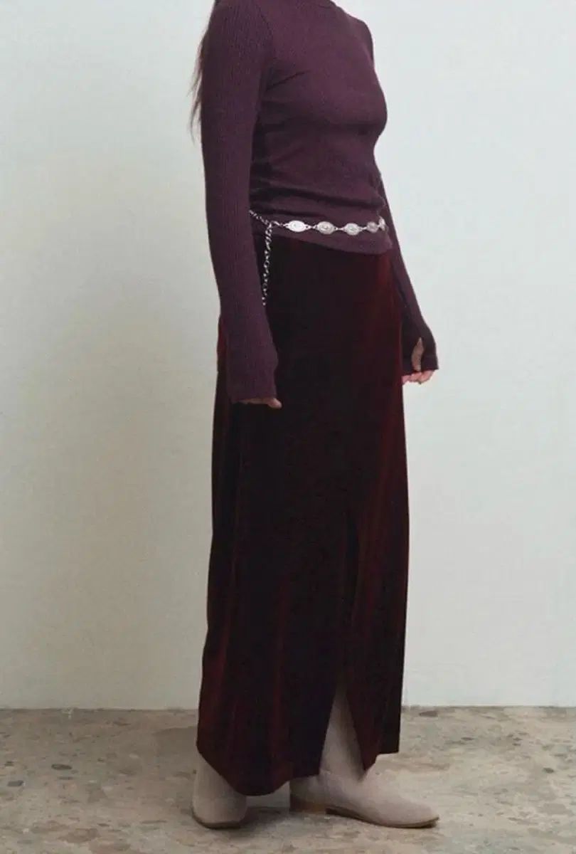 オースダー OSTHE SLIT VELVET SKIRT スカート