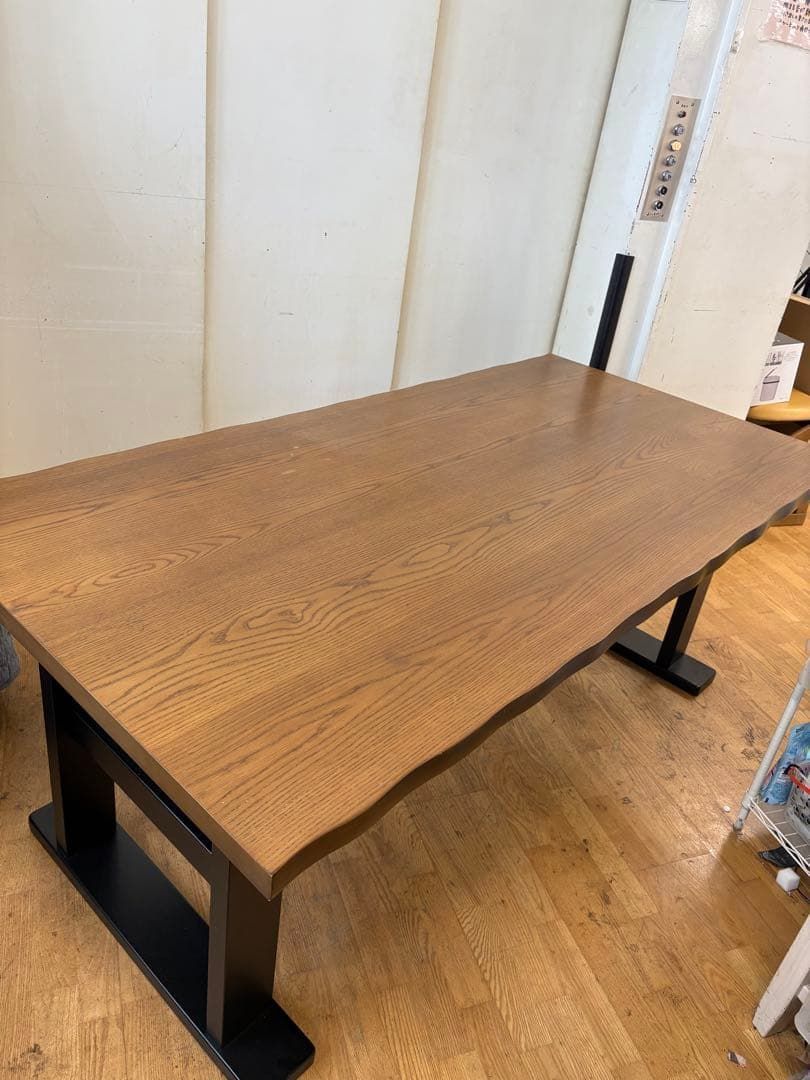M058 大川家具 ダイニングテーブル 幅1800mm 木製 M058 大川家具 ダイニングテーブル 幅1800mm 木製 - メルカリ