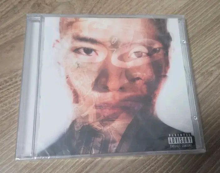 右と左 change 未開封