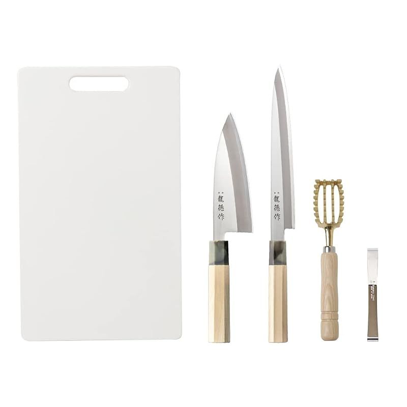 【新品】 お魚が捌ける料理道具5点セット 龍徳(出刃包丁・刺身包丁・ウロコ取り・骨抜き・まな板) 12,305円